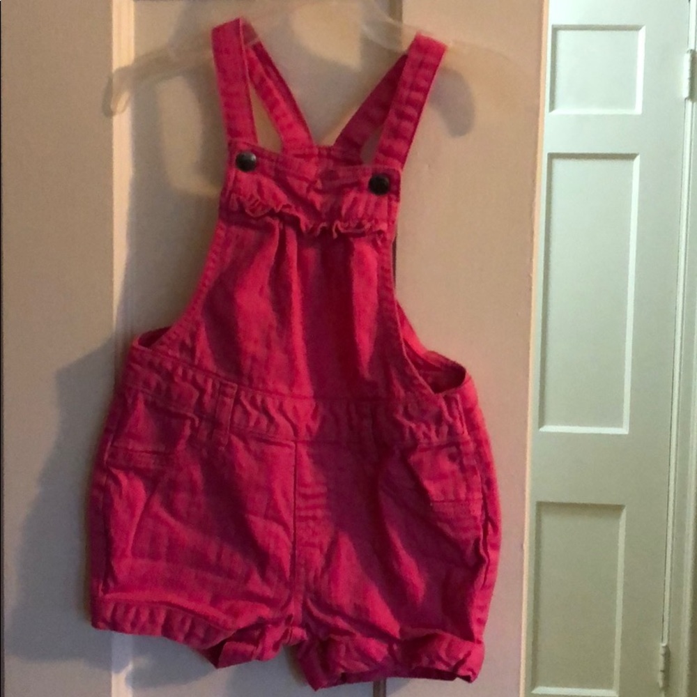 Girl pink jumper